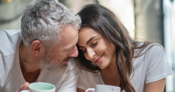 おじさん好きな女性の特徴！20代〜30代女性から選ばれるおじさんの特徴も解説