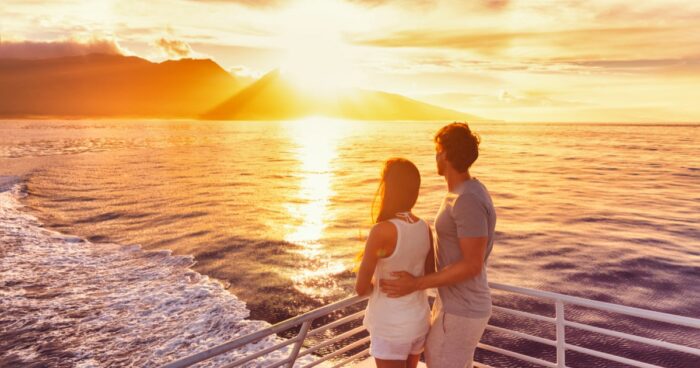 クルージングデートが最高である理由！最適な服装やマナーも解説