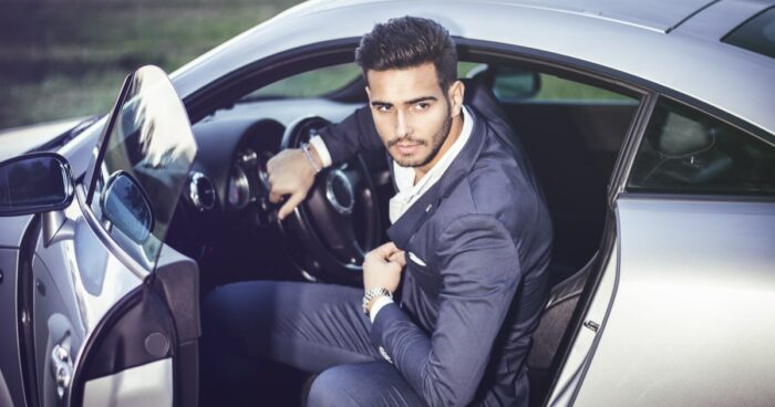 マッチングアプリでお金持ちと出会うには？アプリの選び方や出会いのコツ・注意点を解説