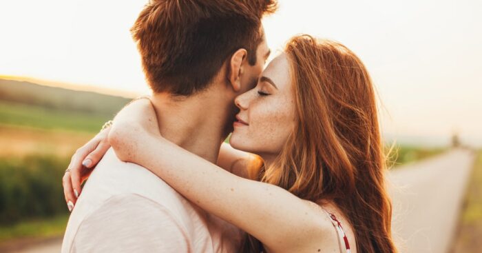 女性を虜にするテクニック4選！女性の心を掴む男性の特徴と注意点も解説