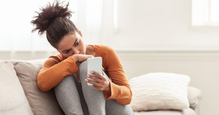 返信が遅いのは脈なし？考えられる心理と脈なしを判断するポイントを解説