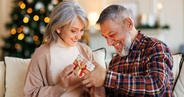 60代の男性に喜ばれるクリスマスプレゼント15選