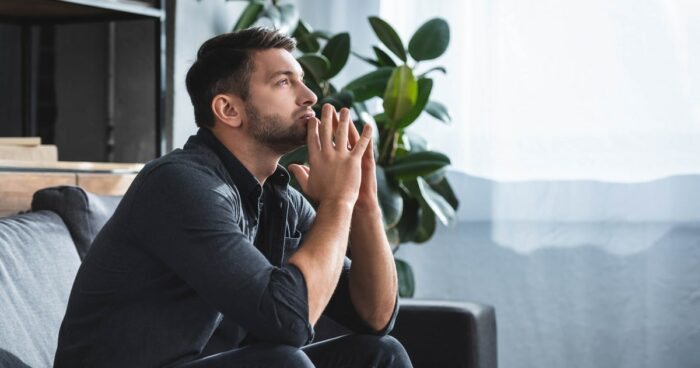 人を好きになれないのはなぜ？特徴や原因を把握して悩みを克服しよう